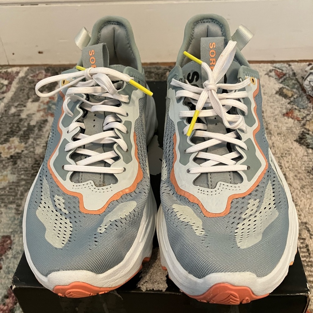 Sorel Kinetic Breakthru day lace size 8